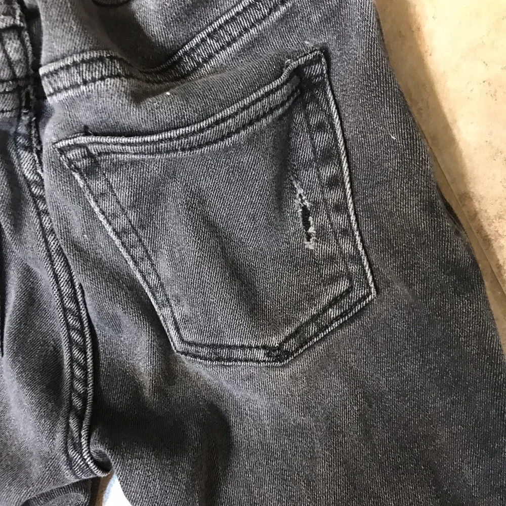 GAP 🍭gap distressed